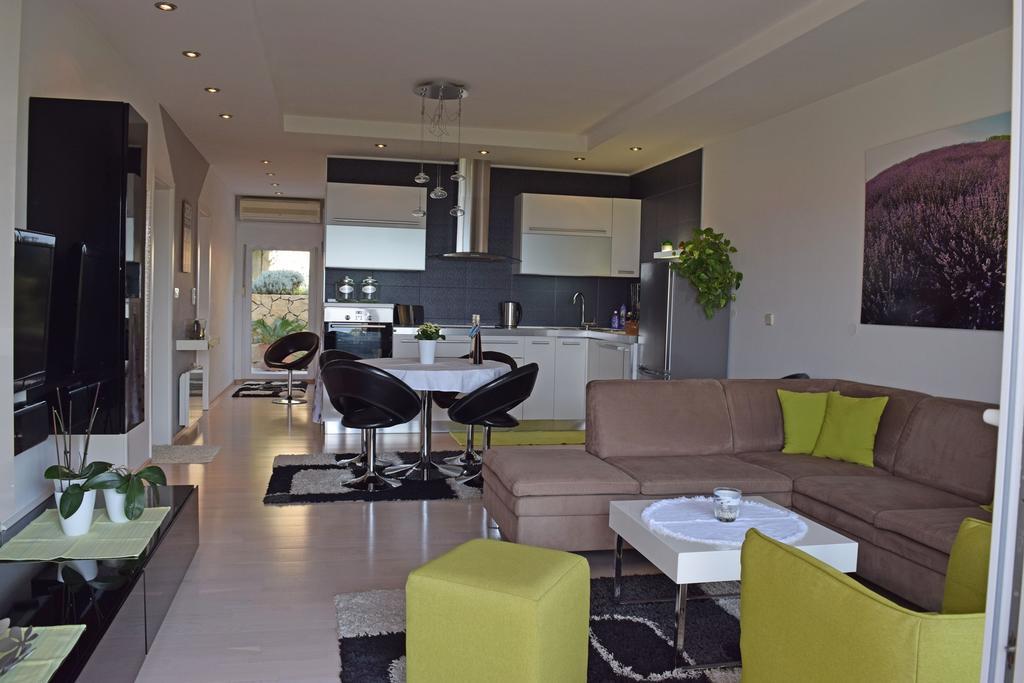 Lavander Apartments Omis Duće Екстериор снимка