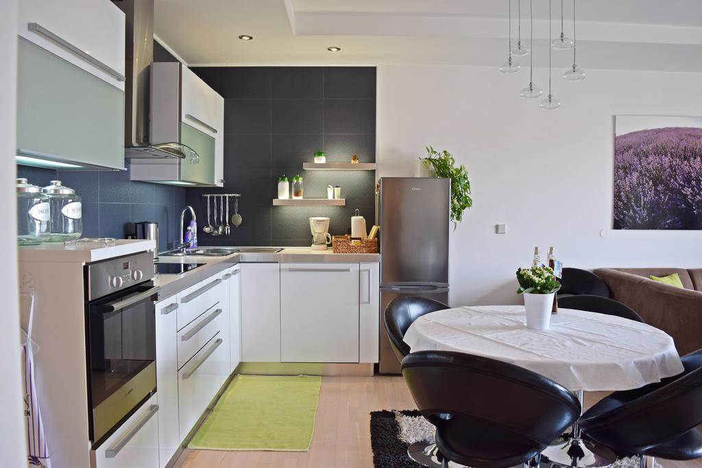 Lavander Apartments Omis Duće Екстериор снимка